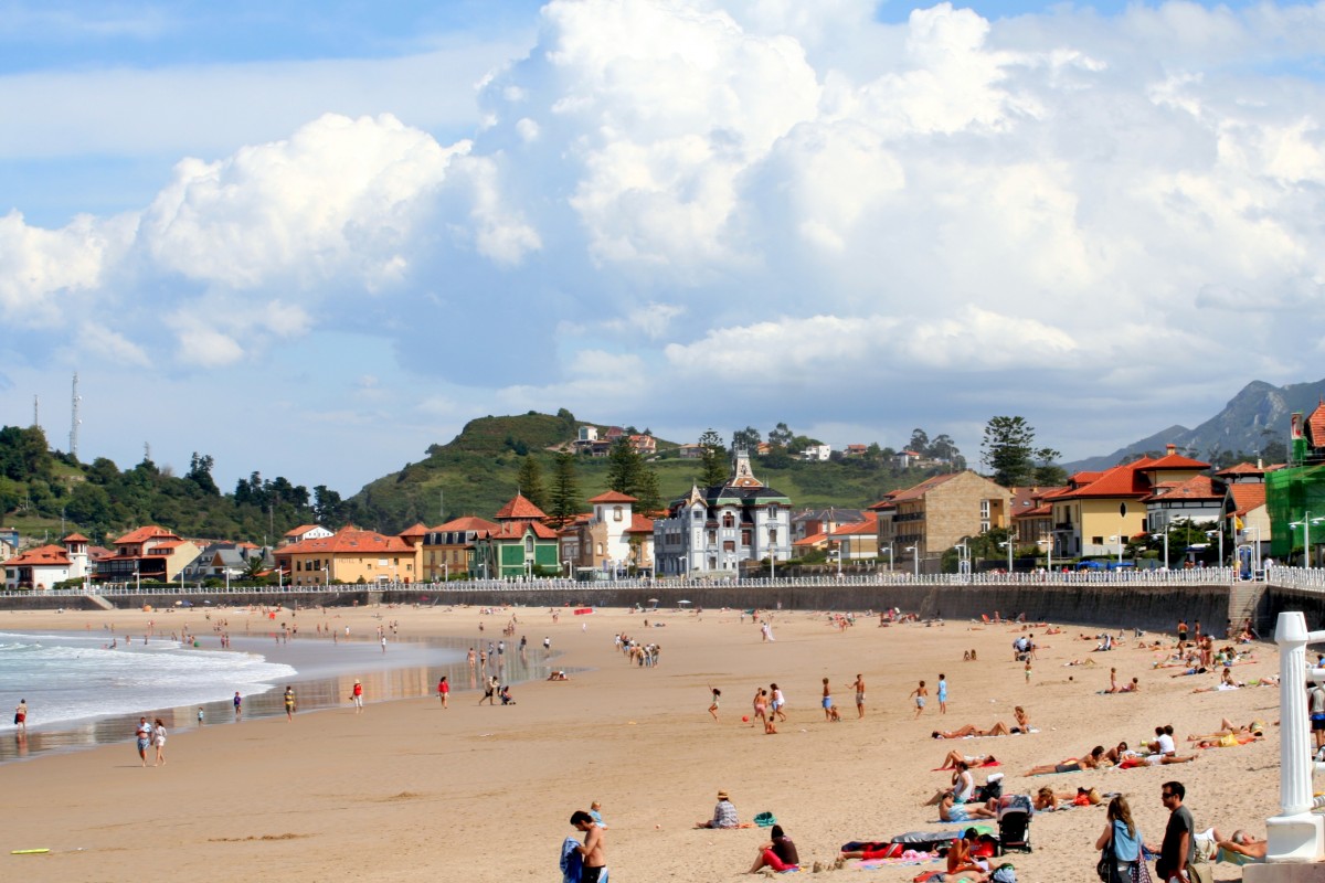 Playa de Ribadesella (16 km)